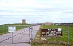 Gate and current RSL 3 sign